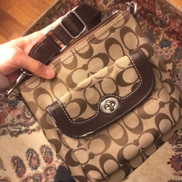 Authentic Coach Crossbody - Picture 7 of 7
